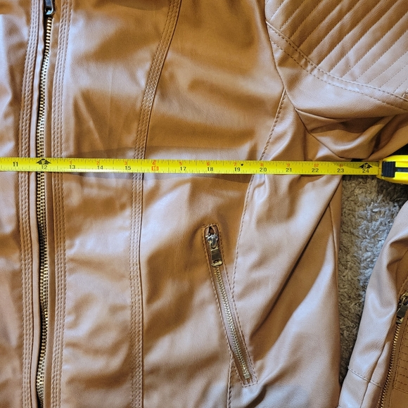 NWOT SIZE 2X. WOMENS JACKET WITH DETACHABLE HOOD - Picture 13 of 16